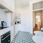 Conde 3bdr Luxury With Balcony *