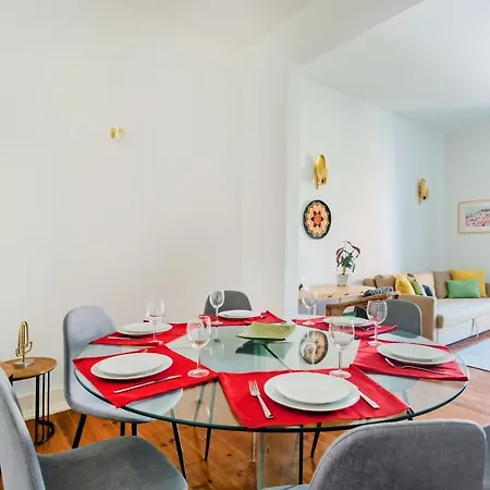 Conde 3bdr Luxury Apartment