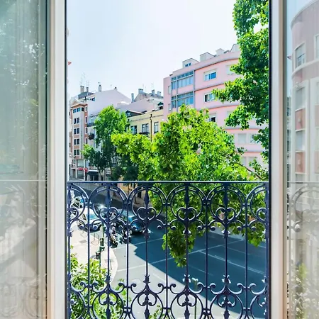 Conde 3bdr Luxury Apartment