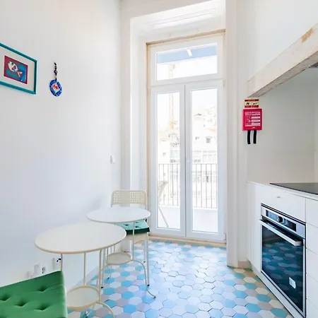 Conde 3bdr Luxury With Balcony Апартаменты *