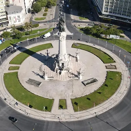 Conde 3bdr Luxury With Balcony