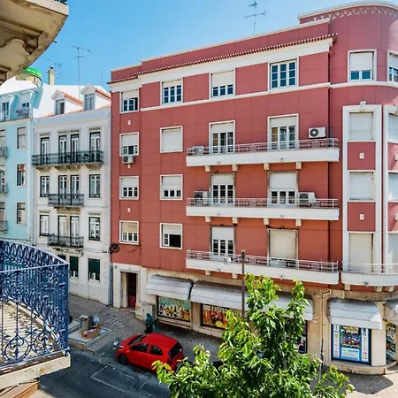 Conde 3bdr Luxury With Balcony Lägenhet