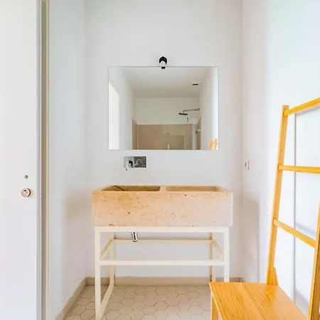 Lägenhet Conde 3bdr Luxury With Balcony