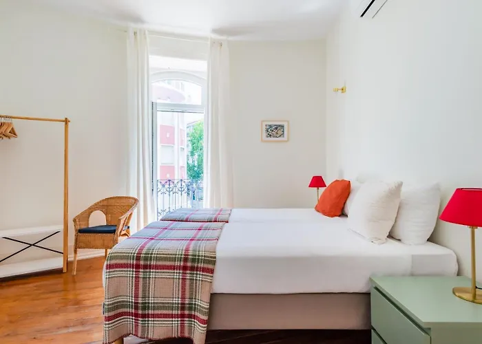 Conde 3bdr Luxury With Balcony * Lisboa